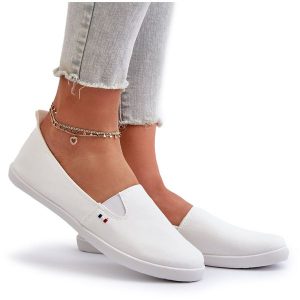 Tenisówki Trampki Slip-On Damskie Białe Adrancia. Białe trampki bez wzorów, bez zapięcia. Za 92,80 zł.
