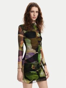Desigual Sukienka codzienna Camouflage Lacroix 24WWVK36 Zielony Slim Fit. Zielone kombinezony Desigual, s, bez wzorów, z syntetyku, bez kołnierzyka, bez ramiączek. Za 239,99 zł.