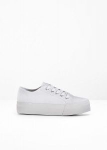 Sneakersy na platformie z bawełnianego płótna. Białe buty sportowe bonprix, bez wzorów, z bawełny, bez zapięcia. Za 114,99 zł.