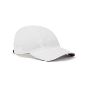 Czapka żeglarska Regatta. Czarne czapki GILL, bez wzorów, z materiału. Za 149,90 zł.