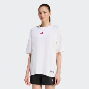 Koszulka Mini Embroidery Oversized Graphic. Białe bluzki ADIDAS, bez wzorów, sportowe, bez kołnierzyka, bez ramiączek. Za 129,00 zł.