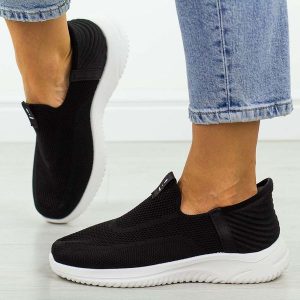 Czarne sportowe buty damskie Potocki 01312. Czarne buty sportowe POTOCKI, na lato, bez wzorów, z jeansu, bez zapięcia, trekkingowe. Za 139,00 zł.
