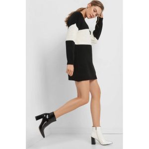 Długi sweter oversize. Brązowe swetry oversize marki Orsay, z dzianiny, z długim rękawem. W wyprzedaży za 70,00 zł.