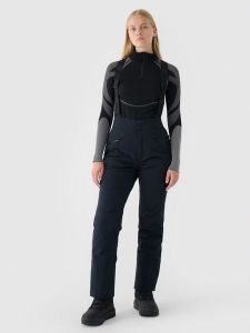 4F Spodnie narciarskie w kolorze czarnym rozmiar: L. Czarne spodnie dresowe 4f, l, bez wzorów, narciarskie, primaloft. Za 478,62 zł.