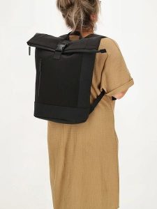 Beagles Plecak "Kobe" w kolorze czarnym - 46 x 38 x 15 cm rozmiar: onesize. Czarne plecaki Beagles. Za 126,45 zł.