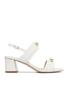 Lasocki Sandały CEO-6A9957-25 Biały. Białe sandały Lasocki, bez wzorów, ze skóry, bez obcasa, na słupku, bez zapięcia. Za 229,99 zł.