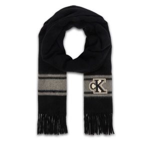 Szalik Calvin Klein. Czarne szaliki Calvin Klein, bez wzorów. Za 329,99 zł.