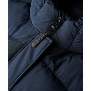 Damska kurtka puchowa Superdry Sports. Niebieskie kurtki Superdry, bez wzorów, z puchu, bez kaptura. Za 596,75 zł.