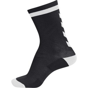 Skarpety sportowe dla dorosłych Hummel Elite Indoor Sock Low. Białe skarpetki Hummel, bez wzorów. Za 19,99 zł.