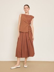 BGN Spódnica w kolorze jasnobrązowym rozmiar: 40. Brązowe spódnice BGN, na imprezę, bez wzorów, midi. Za 121,99 zł.