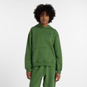 Bluza damska New Balance WT41537DAE – zielona. Zielone bluzy New Balance, m, bez wzorów, z bawełny, bez kaptura. Za 399,99 zł.