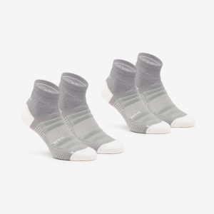 Skarpety turystyczne Quechua Hike 900 Mid x 2 pary. Białe skarpetki QUECHUA, bez wzorów, z elastanu. Za 109,99 zł.