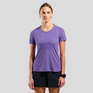 Koszulka damska Odlo ESSENTIAL LINENCOOL T-shirt crew neck s/s. Fioletowe bluzki ODLO, s, bez wzorów, sportowe, bez kołnierzyka, bez ramiączek. Za 269,99 zł.