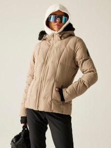 Dare 2b Kurtka narciarska "Glamorize VI" w kolorze beżowym rozmiar: 42. Brązowe kurtki sportowe Dare 2b, m, bez wzorów, bez kaptura, narciarskie. Za 295,99 zł.