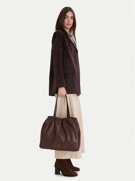Tommy Hilfiger Torebka Soft Leather Tote AW0AW18308 Bordowy. Czerwone torebki klasyczne TOMMY HILFIGER, bez wzorów, ze skóry, bez dodatków. Za 635,99 zł.