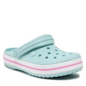 Klapki Crocs. Niebieskie klapki Crocs, bez wzorów, bez obcasa. Za 249,99 zł.