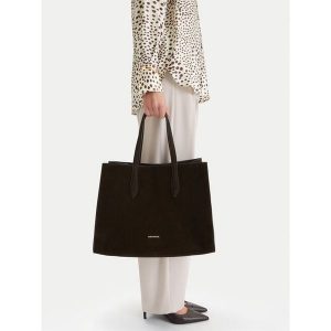 Torebka GINO ROSSI. Brązowe torebki klasyczne Gino Rossi, bez wzorów, bez dodatków. Za 559,99 zł.