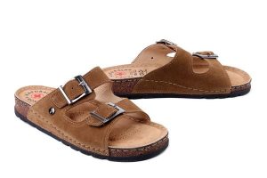 SOLO 171 beż oliwka, klapki damskie. Brązowe klapki Solo, bez wzorów, ze skóry, bez obcasa. Za 294,90 zł.