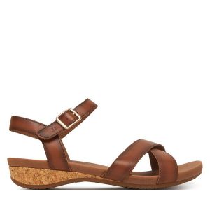 Sandały Josef Seibel. Brązowe sandały Josef Seibel, bez wzorów, bez obcasa, na płaskiej podeszwie, bez zapięcia. Za 409,99 zł.