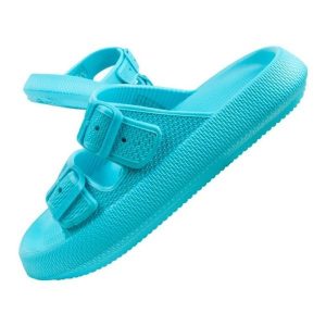 Klapki CMP Belem Slipper 3Q90646 L915 niebieskie. Niebieskie klapki bez wzorów, z gumy, bez obcasa. Za 190,76 zł.