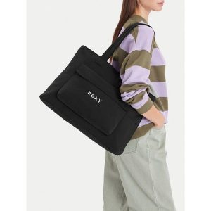 Torebka Roxy. Czarne shopper bag Roxy, bez wzorów, bez dodatków. Za 79,99 zł.