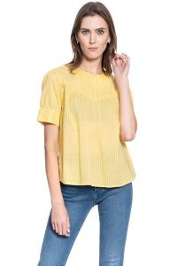 DAMSKA BLUZKA MUSTANG ELSA CROCHET BLOUSE 1009478 9017. Bluzki Mustang, s, bez wzorów, bez kołnierzyka, bez ramiączek. W wyprzedaży za 39,99 zł.