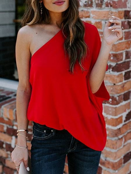 LA Angels Bluzka w kolorze czerwonym rozmiar: M. Czerwone bluzki LA Angels, m, bez wzorów, z asymetrycznym kołnierzem, bez ramiączek. Za 105,38 zł.