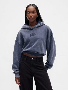 GAP Bluza w kolorze granatowym rozmiar: M. Niebieskie bluzy GAP, m, bez wzorów, z kapturem. Za 135,49 zł.
