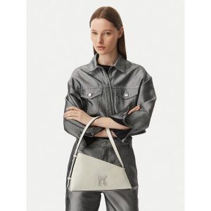 Torebka Karl Lagerfeld Jeans. Białe torebki klasyczne Karl Lagerfeld Jeans, bez wzorów, z jeansu, bez dodatków. Za 616,99 zł.