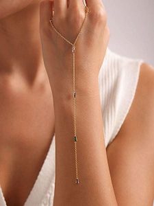 Heliophilia Pozłacany naszyjnik z kamieniami ozdobnymi - dł. 42 cm rozmiar: onesize. Żółte naszyjniki Heliophilia, pozłacane. Za 108,99 zł.