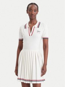 Guess Sukienka dzianinowa W6BK98 Z2277 Kremowy Regular Fit. Białe sukienki Guess, xxl, z aplikacjami, z dzianiny, bez kołnierzyka, bez ramiączek. Za 474,99 zł.