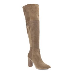 Beżowe Kozaki Damiss Eleganckie Skórzane Buty Na Obcasie. Brązowe kozaki Damiss, bez wzorów, z zamszu, za kolano, bez obcasa, na obcasie, bez zapięcia. Za 539,00 zł.