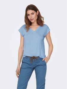ONLY T-Shirt Free 15287041 Błękitny Regular Fit. Niebieskie t-shirty ONLY, l, bez wzorów, z syntetyku, bez kołnierzyka, bez ramiączek. Za 99,99 zł.
