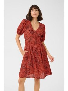 Kaffe Sukienka w kolorze czerwono-czarnym rozmiar: 46. Czerwone sukienki Kaffe, bez wzorów, z wiskozy, bez kołnierzyka, bez ramiączek, mini. Za 165,99 zł.