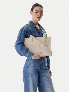 LOVE MOSCHINO Torebka JC4045PP1OLE0110 Écru. Białe torebki klasyczne LOVE MOSCHINO, bez wzorów, ze skóry, bez dodatków. Za 693,99 zł.