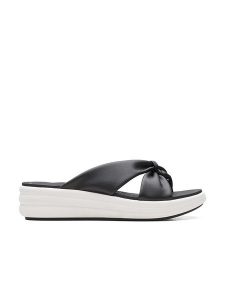 Clarks Japonki "Drift Ave" w kolorze czarnym na koturnie rozmiar: 41,5. Czarne klapki Clarks, bez wzorów, z otwartym noskiem, bez obcasa, na koturnie. Za 110,29 zł.