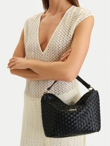 MEXX Torebka CEO-MEXX-K-003-09 Czarny. Czarne torebki klasyczne Mexx, bez wzorów, z materiału, bez dodatków. Za 189,99 zł.