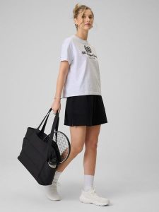 4F Spodenki dresowe damskie - czarne XL. Czarne szorty 4f, bez wzorów, z bawełny, z podwyższonym stanem. Za 99,99 zł.