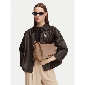 Torebka LOVE MOSCHINO. Brązowe torebki klasyczne LOVE MOSCHINO, bez wzorów, bez dodatków. Za 639,99 zł.