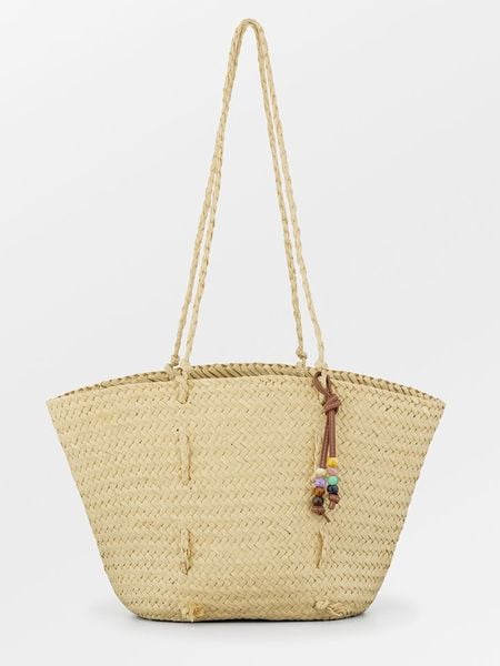 Becksöndergaard Shopper bag "Adina" w kolorze beżowym - 52 x 30 cm rozmiar: onesize. Brązowe shopper bag Becksöndergaard, bez wzorów, z materiału, bez dodatków. Za 152,62 zł.