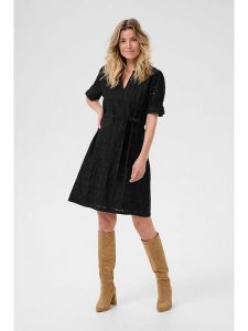 Cream Sukienka w kolorze czarnym rozmiar: 36. Czarne sukienki Cream, na co dzień, z aplikacjami, z tkaniny, bez kołnierzyka, bez ramiączek, midi, proste. Za 132,98 zł.