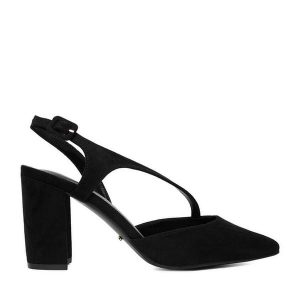 Czółenka DeeZee. Czarne czółenka DeeZee, bez wzorów, bez obcasa, bez zapięcia. Za 139,99 zł.