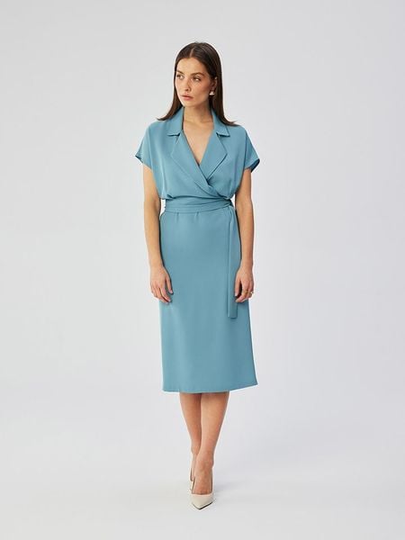 Stylove Sukienka w kolorze niebieskim rozmiar: L. Niebieskie sukienki Stylove, l, bez wzorów, bez kołnierzyka, bez ramiączek, midi. Za 115,24 zł.
