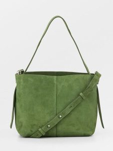 Becksöndergaard Skórzana torebka "Fraya" w kolorze zielonym - 24 x 22 cm rozmiar: onesize. Zielone torebki klasyczne Becksöndergaard, bez wzorów, z materiału, przez ramię, bez dodatków. Za 388,16 zł.