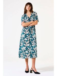 Garcia Sukienka w kolorze turkusowym rozmiar: XL. Niebieskie sukienki Garcia, xl, bez wzorów, z wiskozy, bez kołnierzyka, bez ramiączek, midi. Za 152,99 zł.