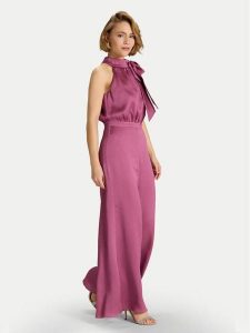 Swing Kombinezon 3AH01600 Różowy Regular Fit. Czerwone sukienki Swing, bez wzorów, z syntetyku, bez kołnierzyka, bez ramiączek. Za 639,99 zł.