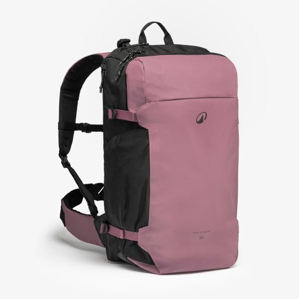 Plecak trekkingowy Forclaz Travel 500 30 litrów Organizer. Brązowe plecaki QUECHUA. Za 249,99 zł.