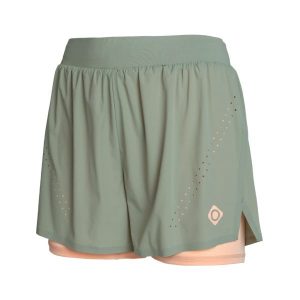 Spodenki sportowe CAGLIARI, lekkie, oddychające i szybkoschnące. Czerwone szorty Izas, bez wzorów, z nylonu, sportowe. Za 226,04 zł.