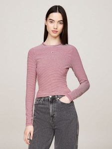 TOMMY JEANS Koszulka w kolorze szaroróżowym rozmiar: XL. Różowe bluzki Tommy Jeans, xl, bez wzorów, z jeansu, bez kołnierzyka, bez ramiączek. Za 136,45 zł.