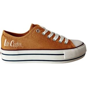 Buty Lee Cooper LCW-24-31-2216LA pomarańczowe. Brązowe trampki bez wzorów, bez zapięcia. W wyprzedaży za 191,42 zł.
